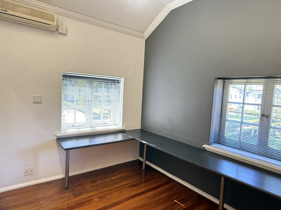 To Let Commercial Property for Rent in Paardevlei Western Cape
